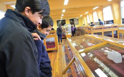 Niños del sector rural Islón pudieron conocer el Museo Mineralógico